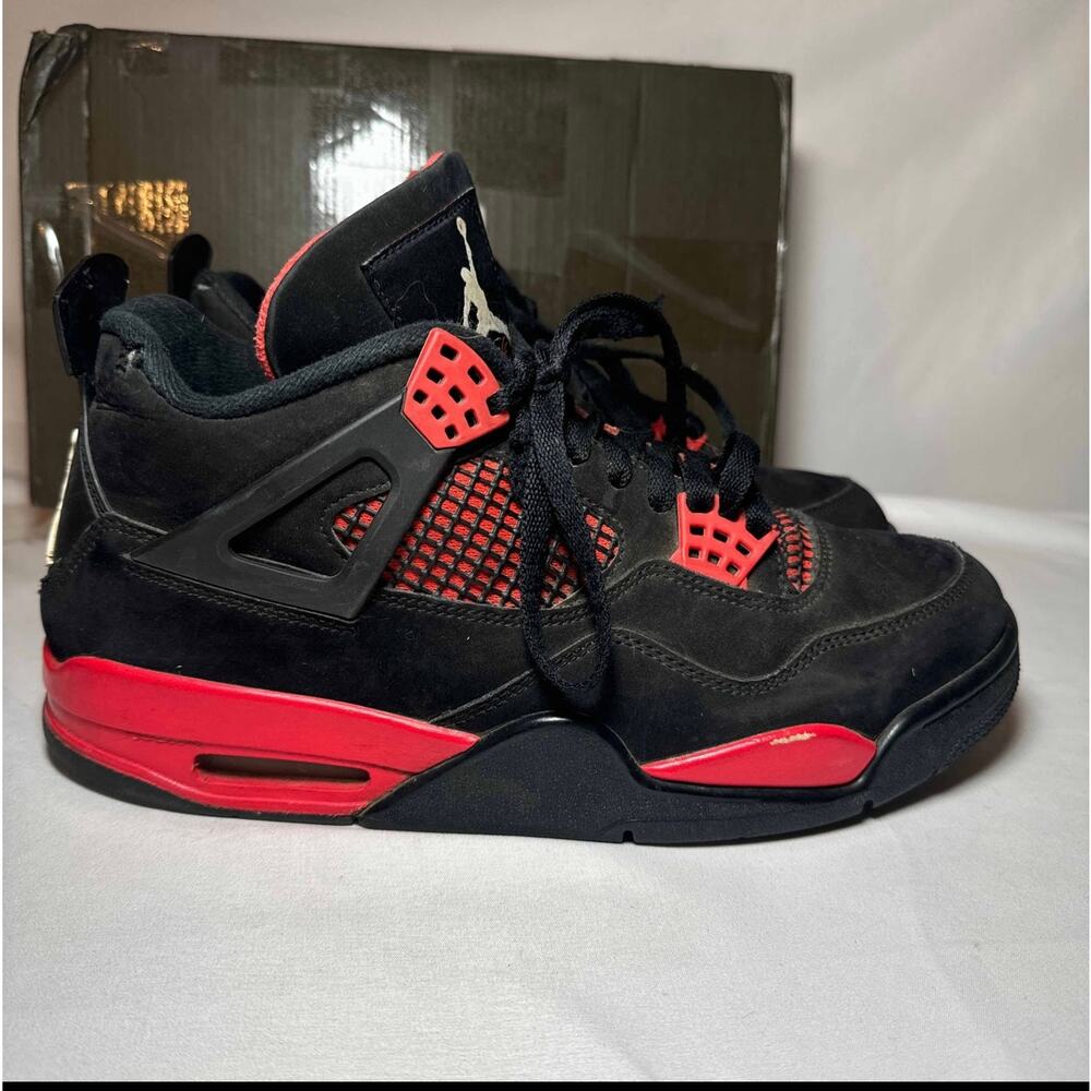 Size 9.5 - Nike Air Jordan 4 Retro Red Thunder Men's Shoes